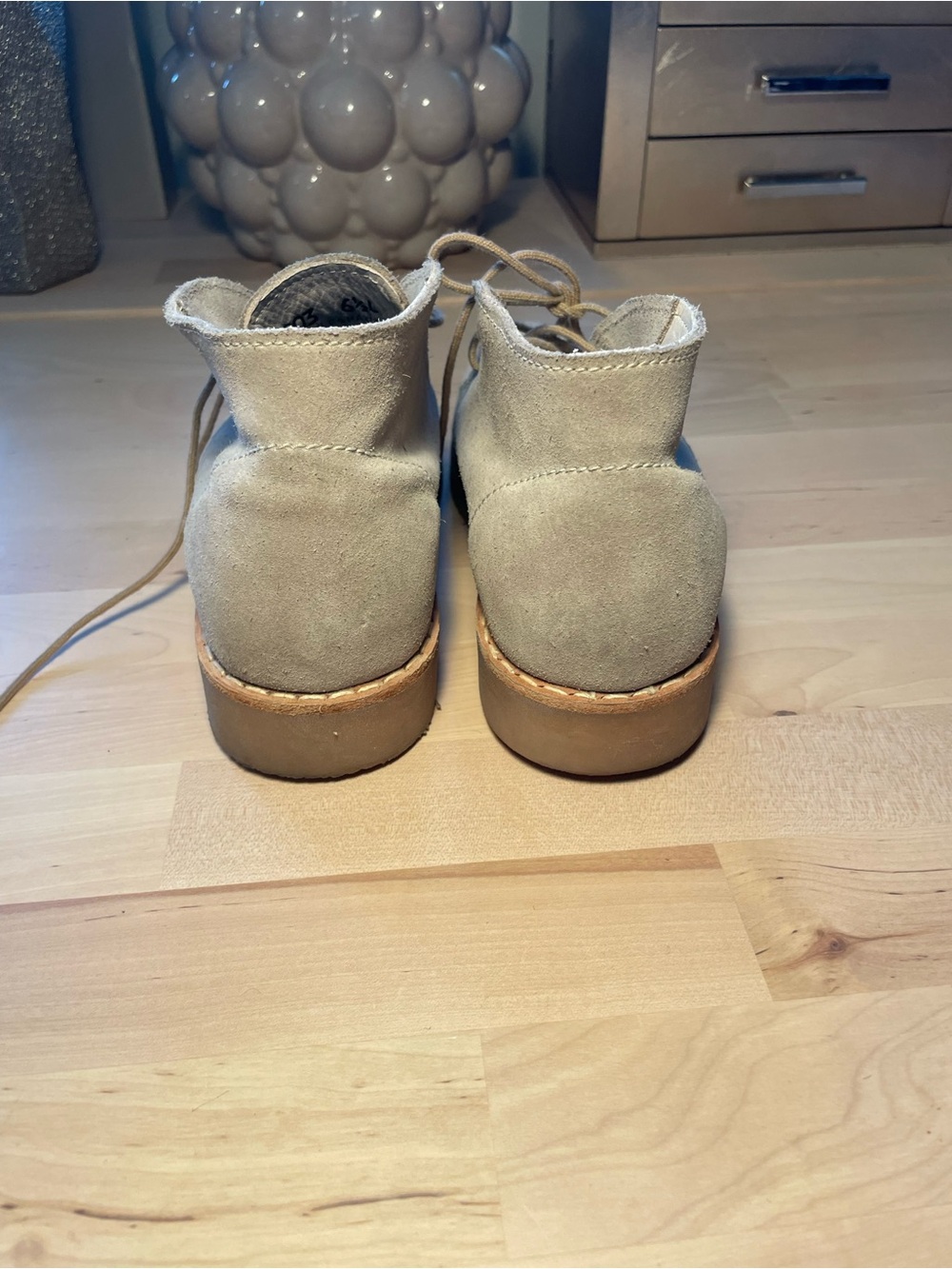 Roots Women's Suede Desert Chukka Boots - Picture 4 of 9